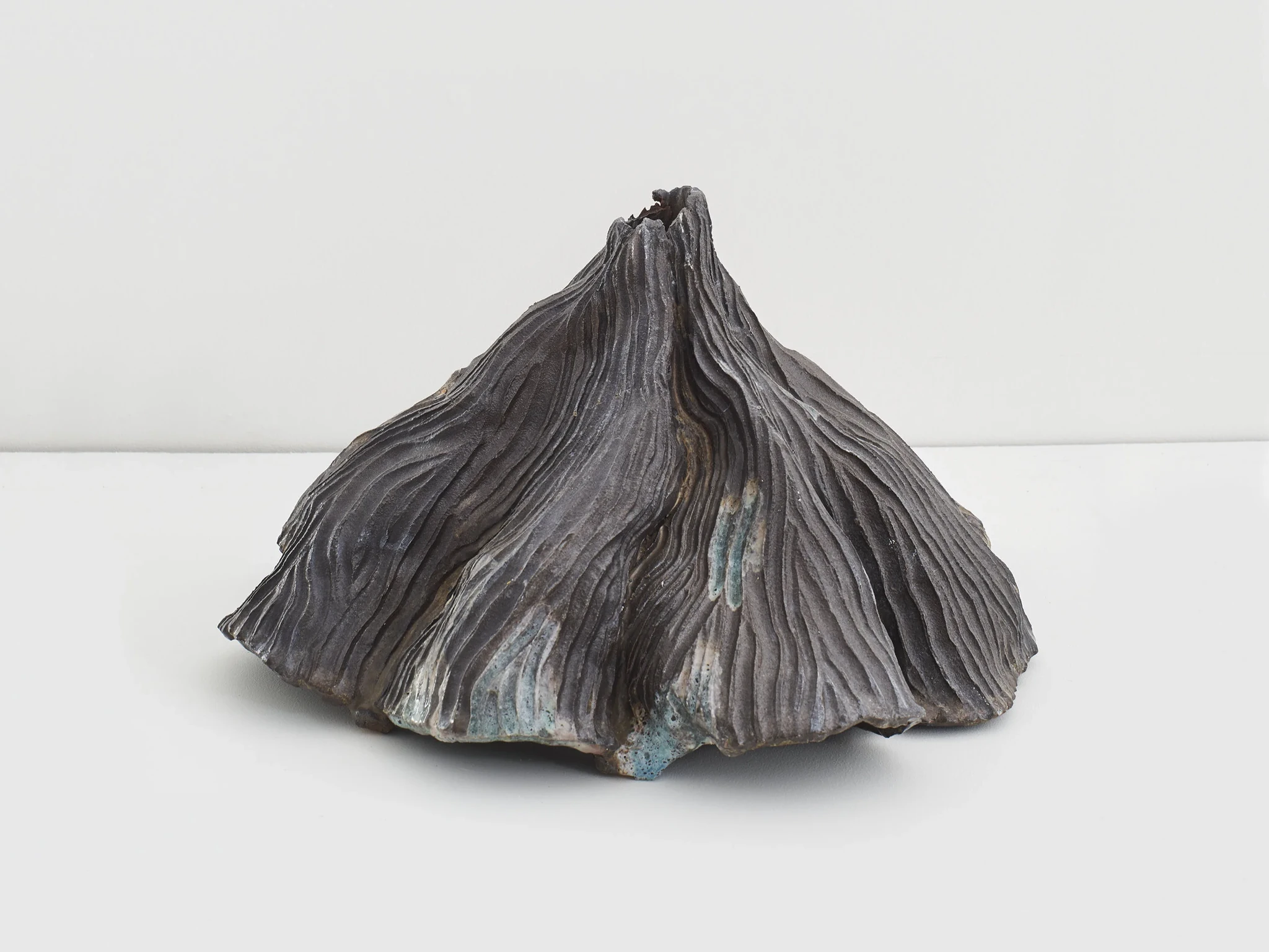 Jemila Mac Ewan, Hairline Fracturess, 2016.